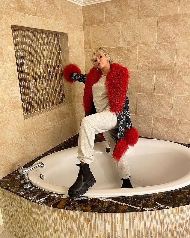 miley